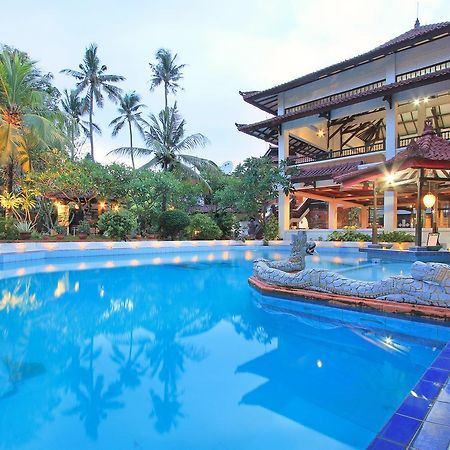 Puri Naga Beachfront Cottages Legian Exterior foto