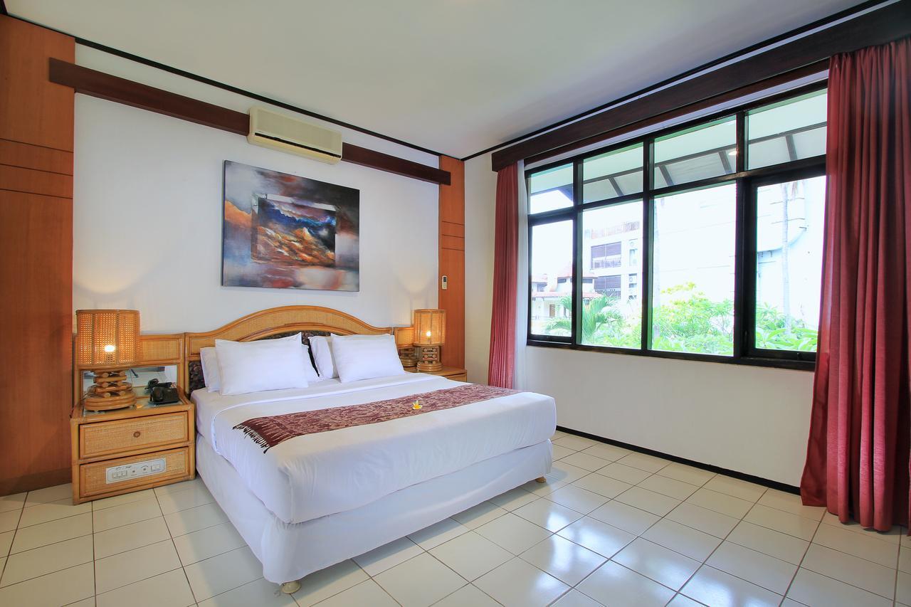 Puri Naga Beachfront Cottages Legian Exterior foto